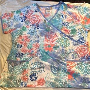 UA Scrubs Multicolor Floral V-Neck Blouse